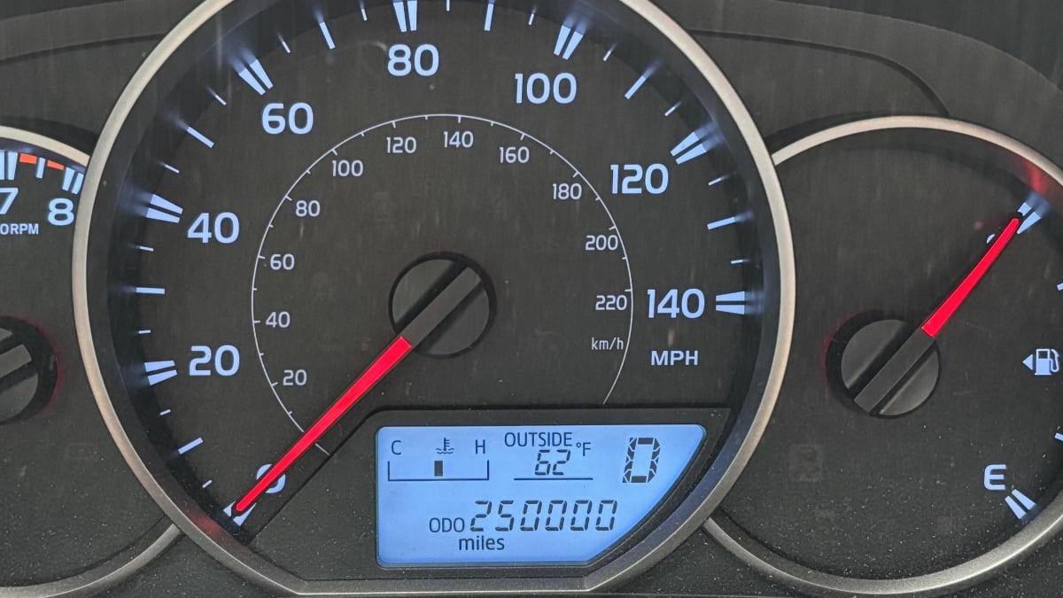 Owner reaches 250,000 (almost) trouble-free miles in a 2016 Toyota RAV4