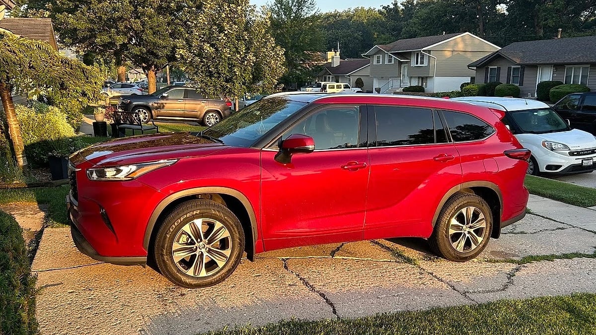 2020 Toyota Highlander with 90,000 miles and no issues