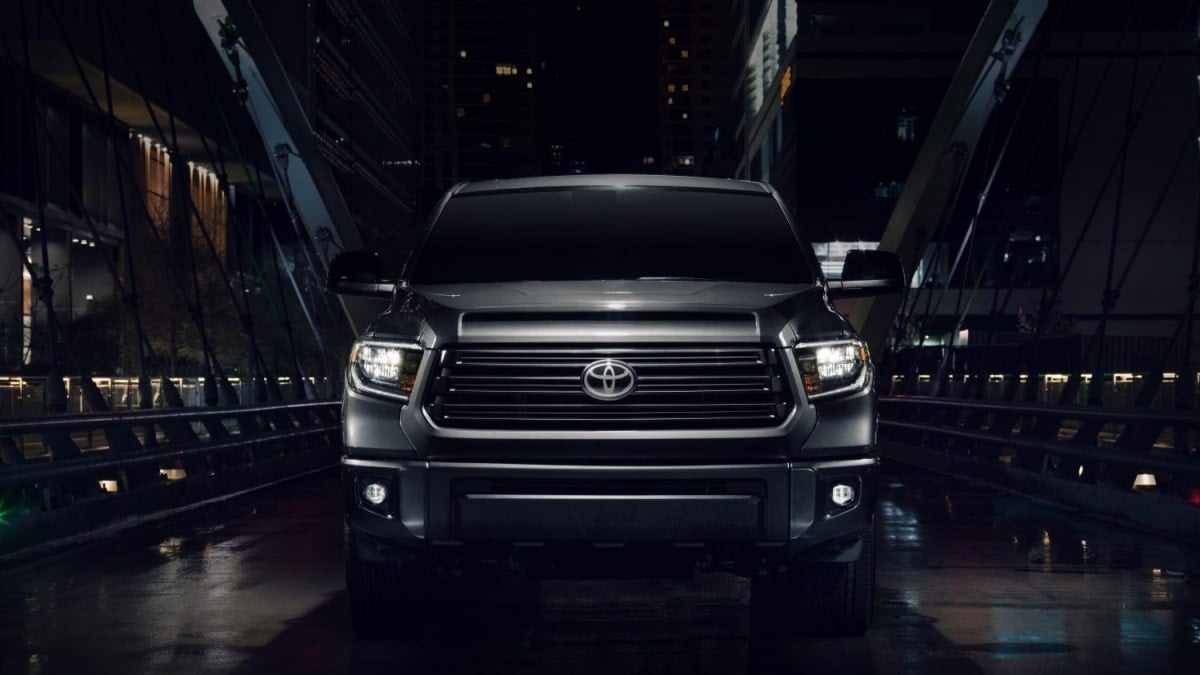 Here's why the last of the V-8 Toyota Tundras should be your go-to pickup truck