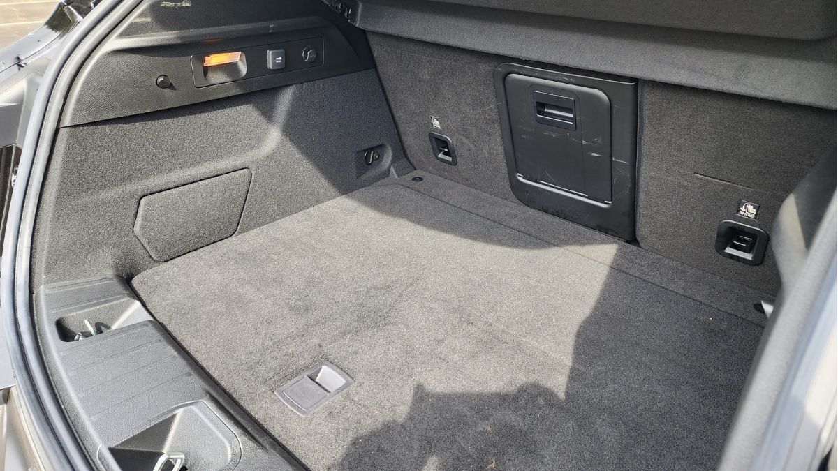 2023 Dodge Hornet GT Review cargo space