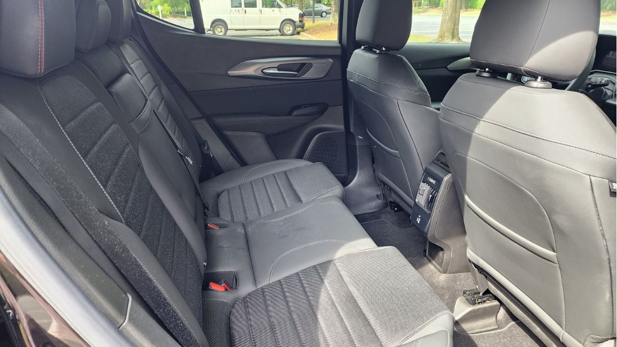2023 Dodge Hornet GT Review rear seat