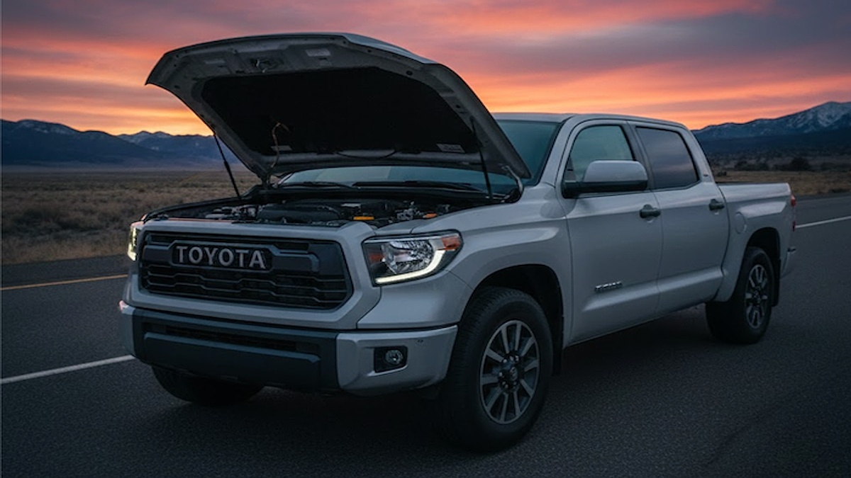2023 Toyota Tundra used model dead on the road