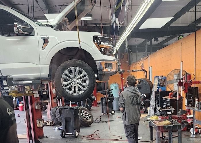 Lee Sharp's 2024 Ford F-150 running without oil at the dealer
