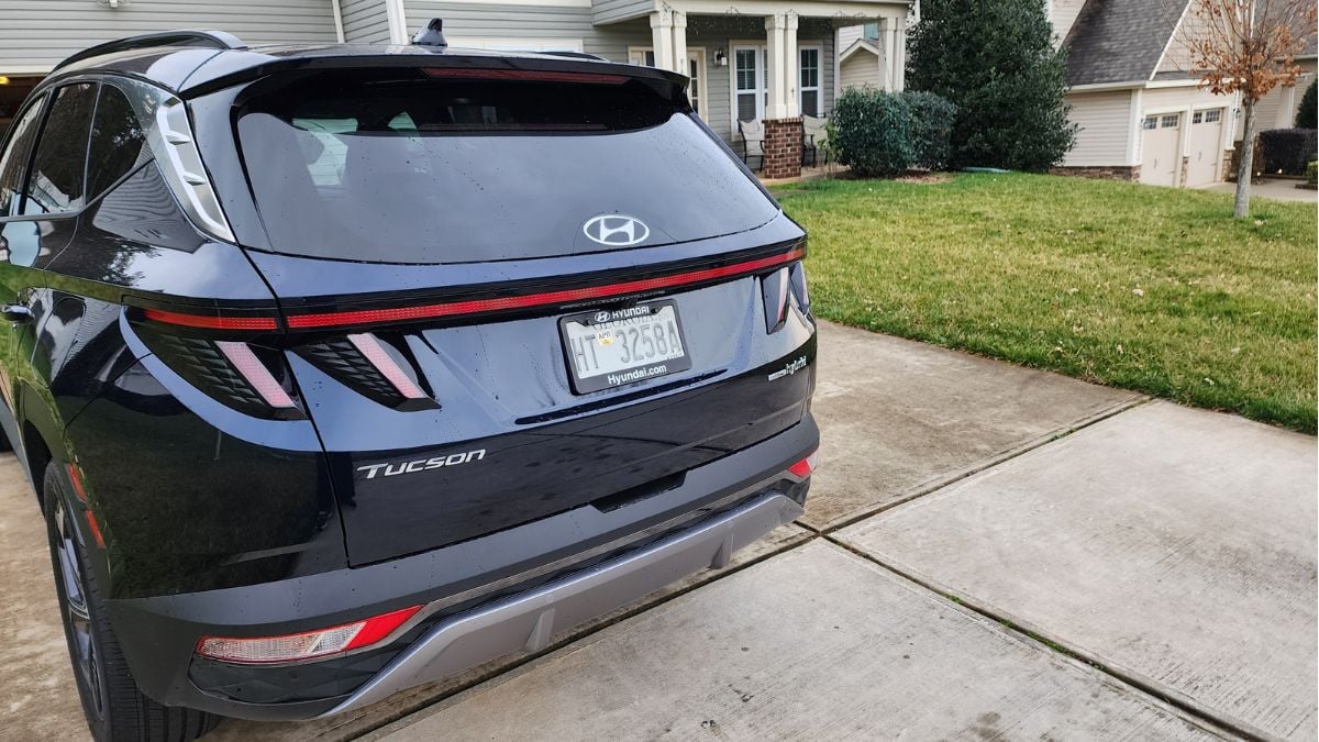 2024 Hyundai Tucson Hybrid Limited Rear Exterior Look