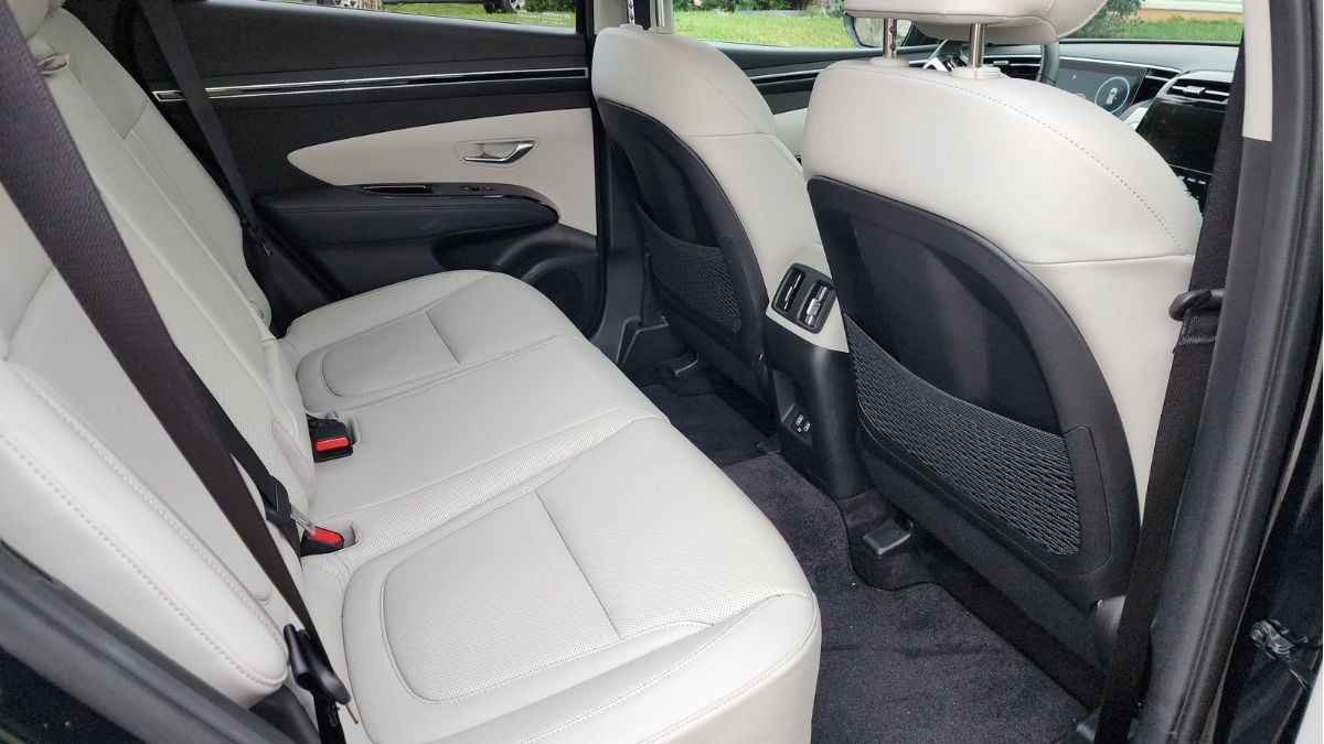 2024 Hyundai Tucson Hybrid Limited Rear Seating Legroom