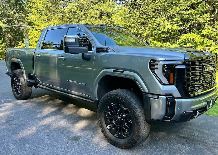 Bob's 2024 GMC Denali 3500 Ultimate