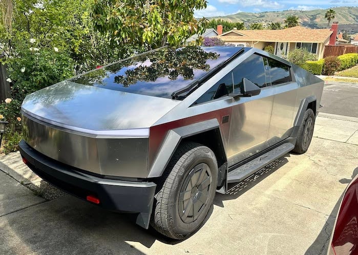BC LeViet's Tesla Cybertruck