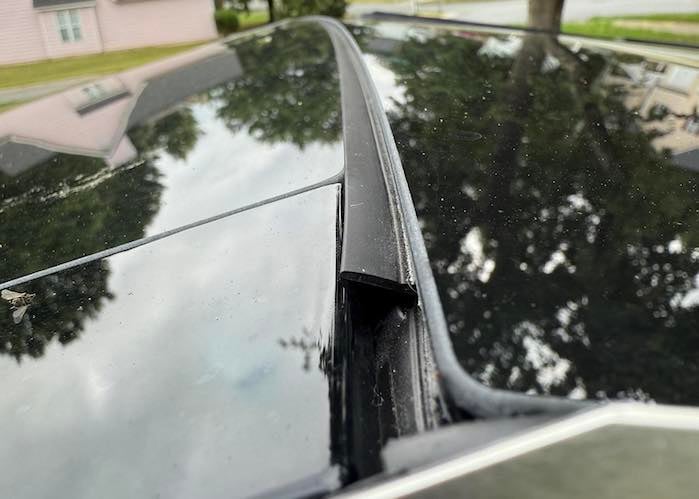 Jake Walski's Tesla Cybertruck windshield gap