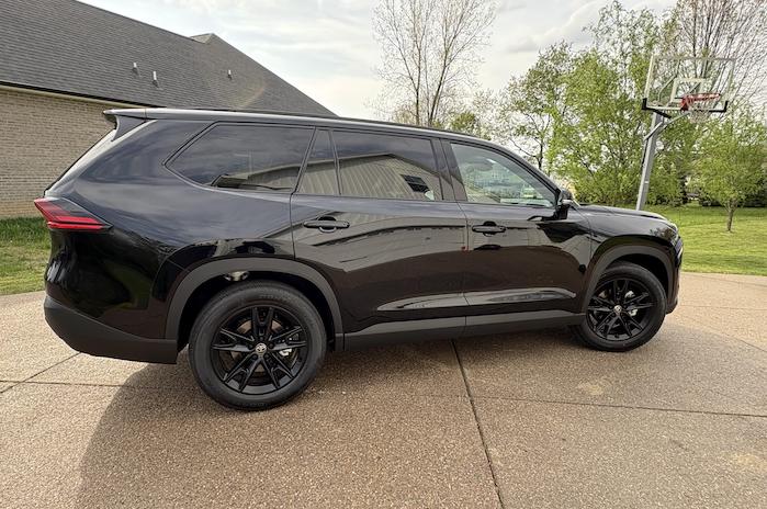 Jibin Carmel's 2025 Toyota Grand Highlander Nightshade