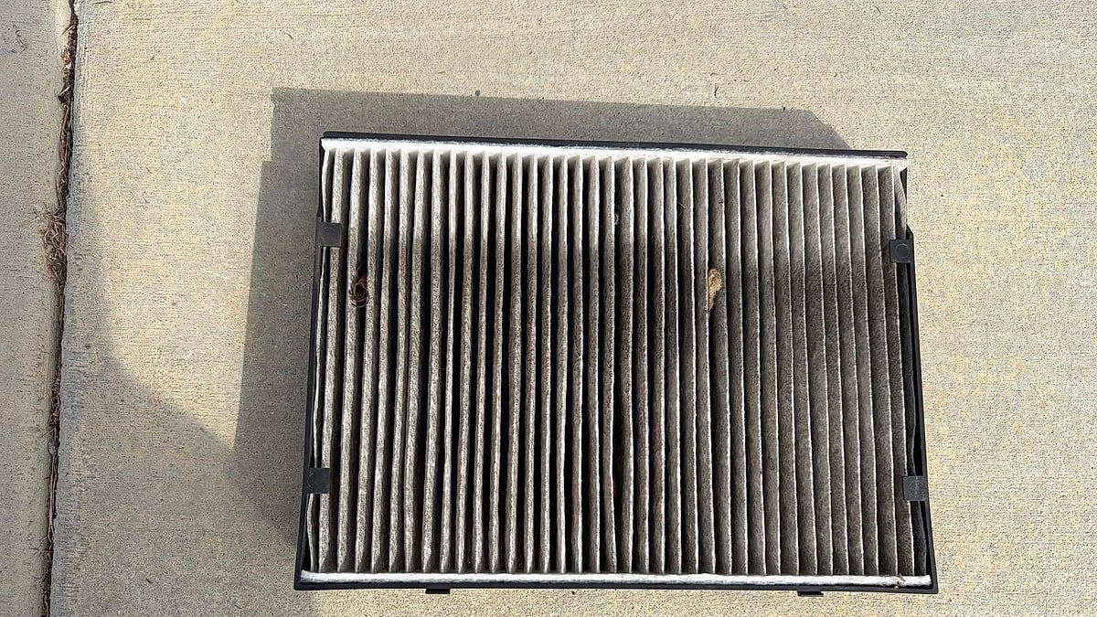 2024 Toyota Tacoma's dirty cabin filter after the dealer said it was clean