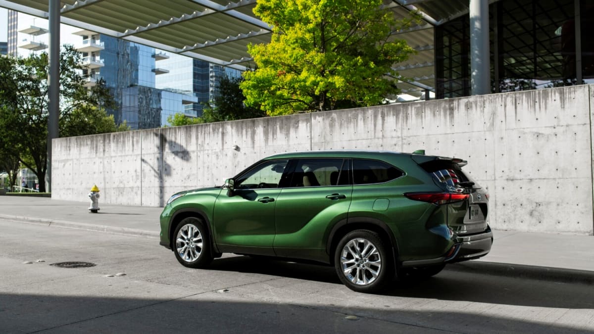 Toyota Highlander ranks third in the Top 10 safest cars in this latest study