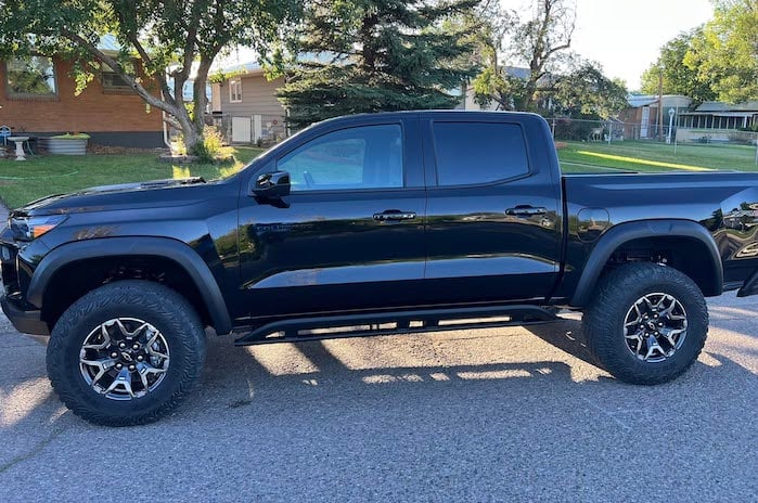 Lloyd's 2025 Chevy Colorado ZR2