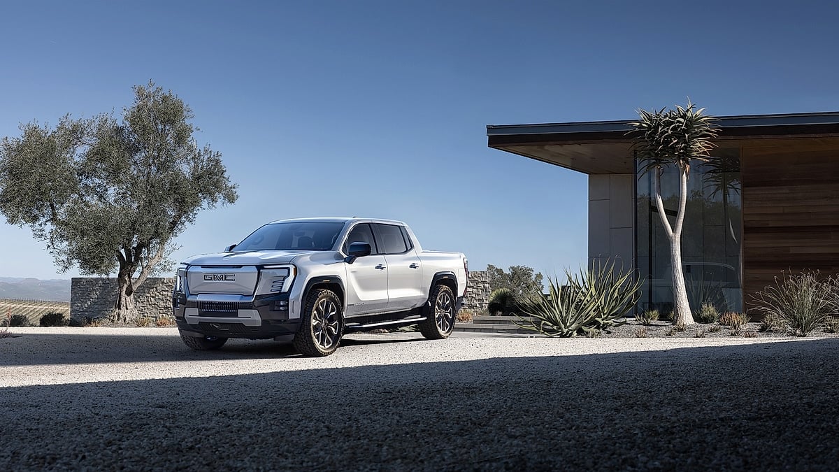 2025 GMC Sierra EV