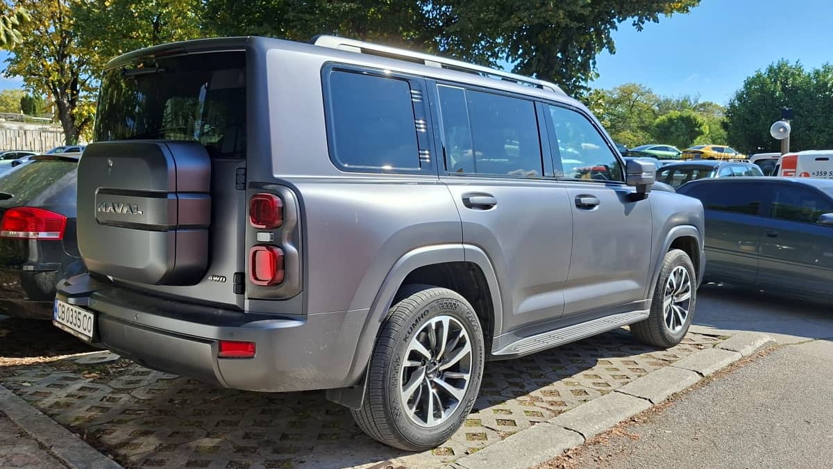 HAVAL H9 is refreshingly simple and old-school underneath