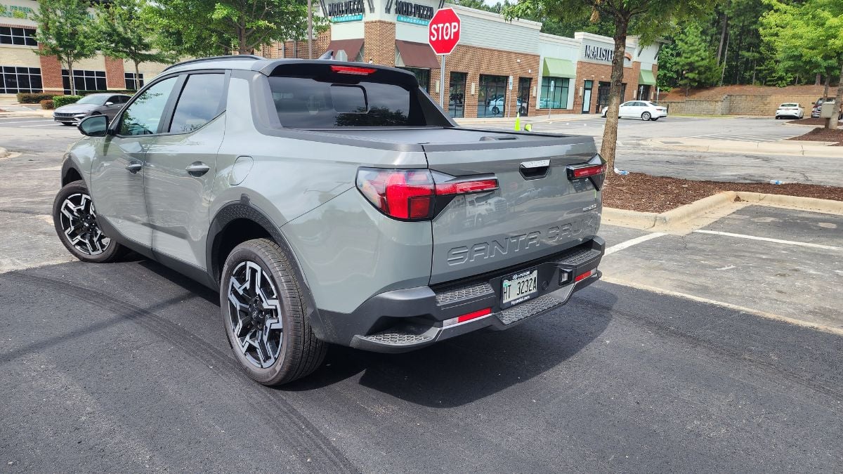 2025 Hyundai Santa Cruz Limited AWD's rear view