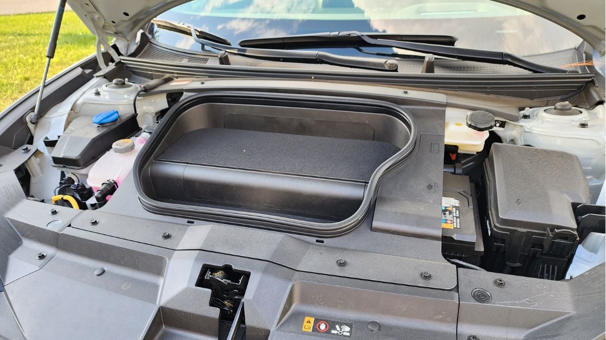 2025 Ioniq 6 Limited Long Range's frunk with motor under it