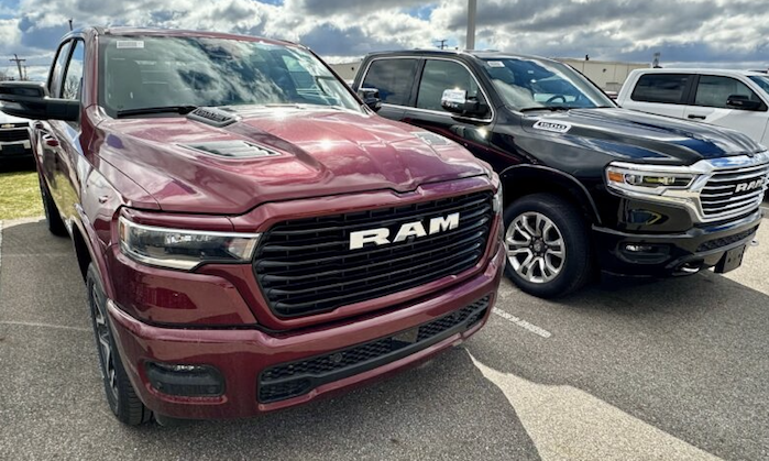 2025 Ram 1500 front view