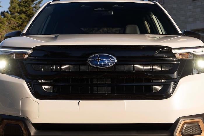 2025 Subaru Forester grille