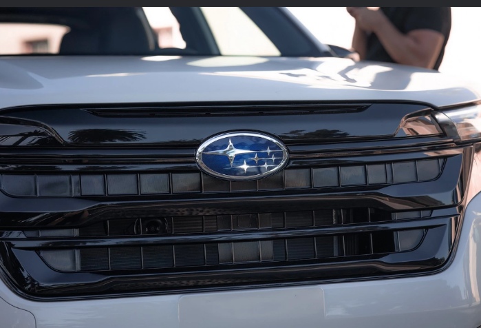 2025 Subaru Forester grille
