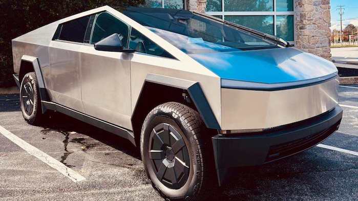 2025 Tesla Cybertruck front view