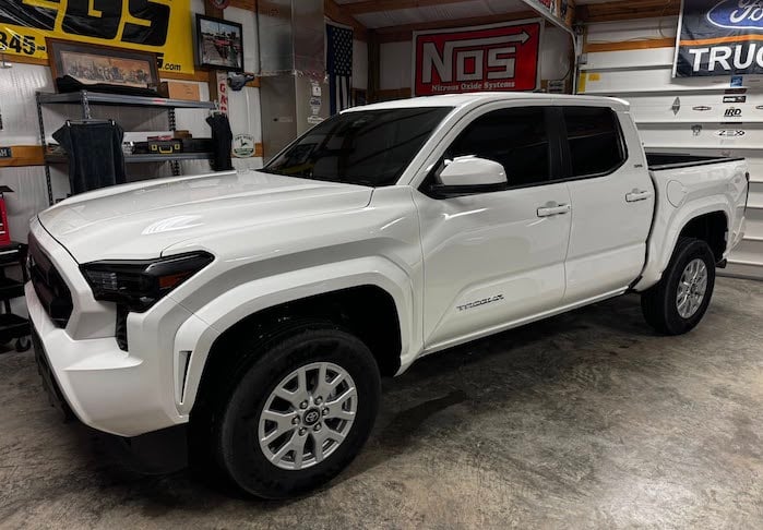 Jeremy Wrzesinski's 2025 Toyota Tacoma tint