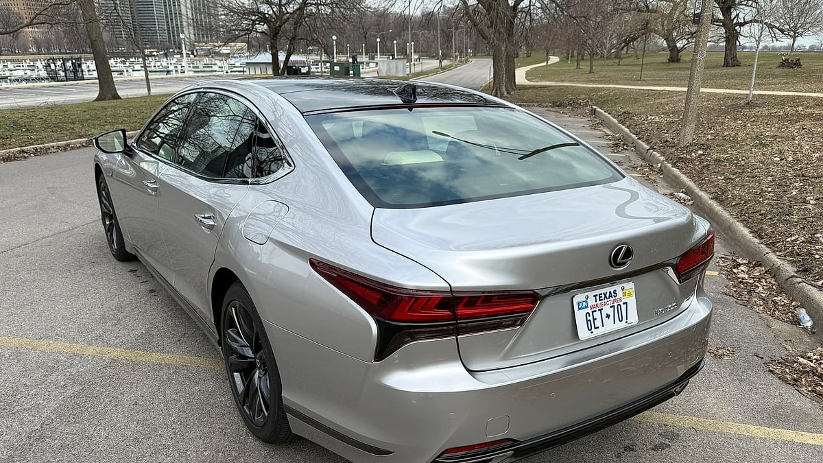 2025 Lexus LS