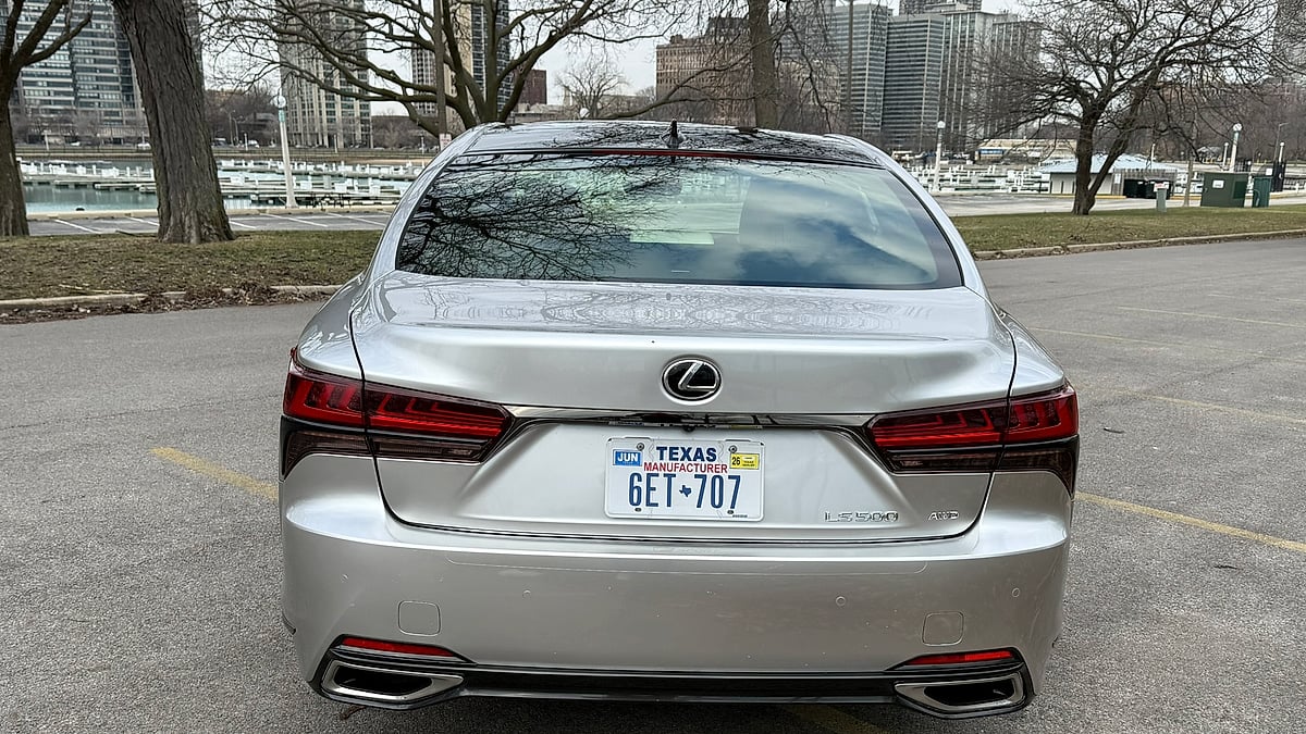 2025 Lexus LS