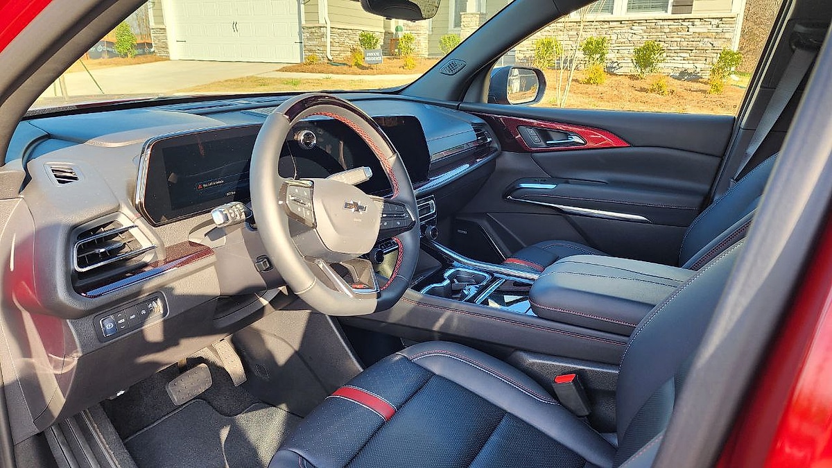 2026 Chevrolet Traverse RS Interior