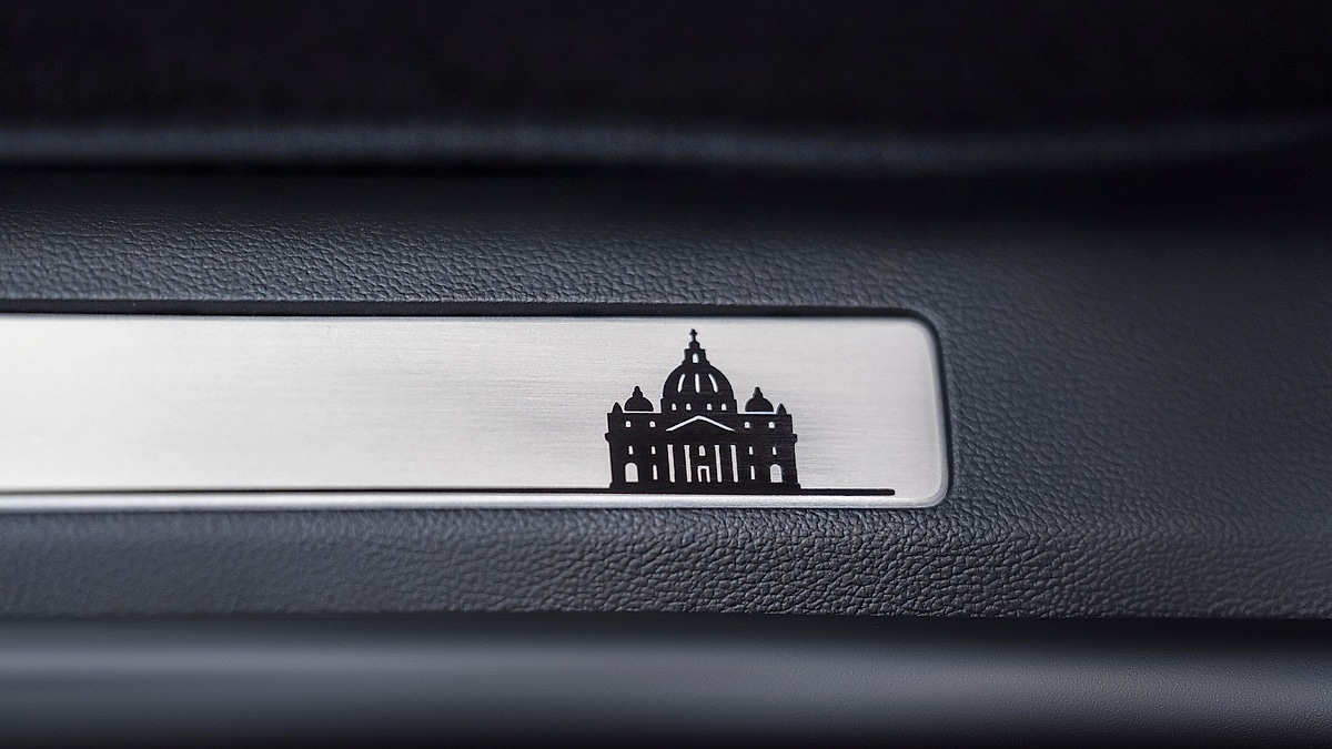 St Peter's Basilica Etched on Scuff Plate
