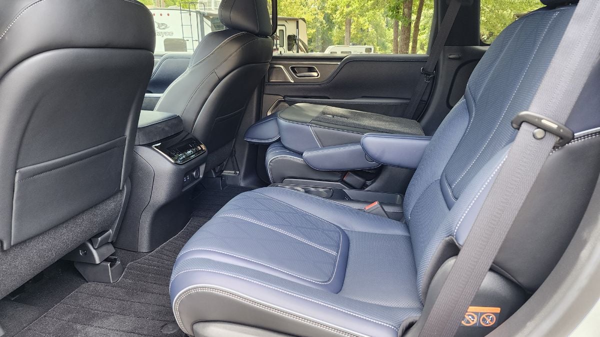 2026 Infiniti QX80 Sport's second row seat