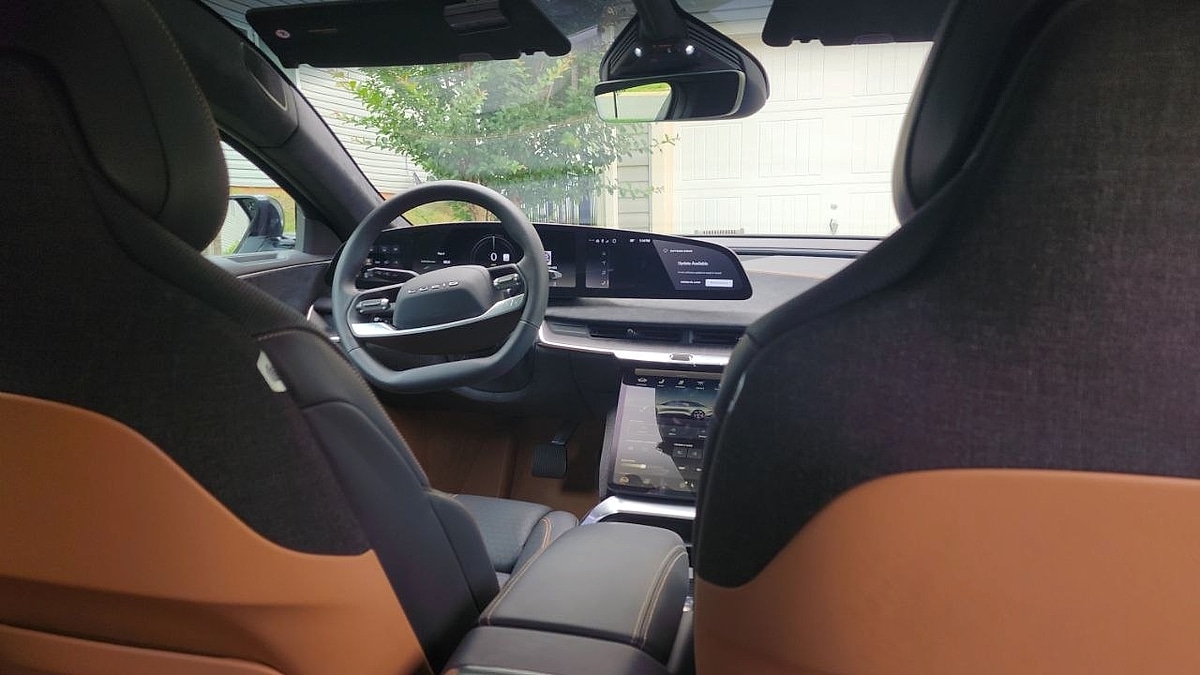 2026 Lucid Air's interior front and dashboard