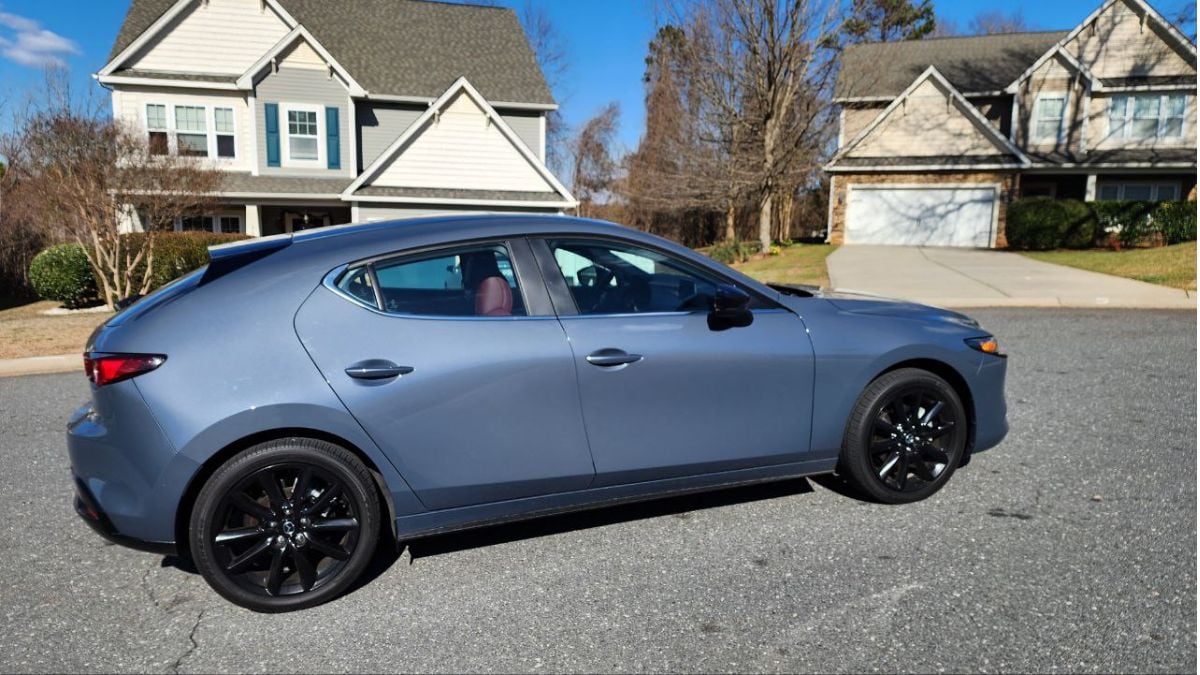 2026 Mazda 3's exterior design and side view