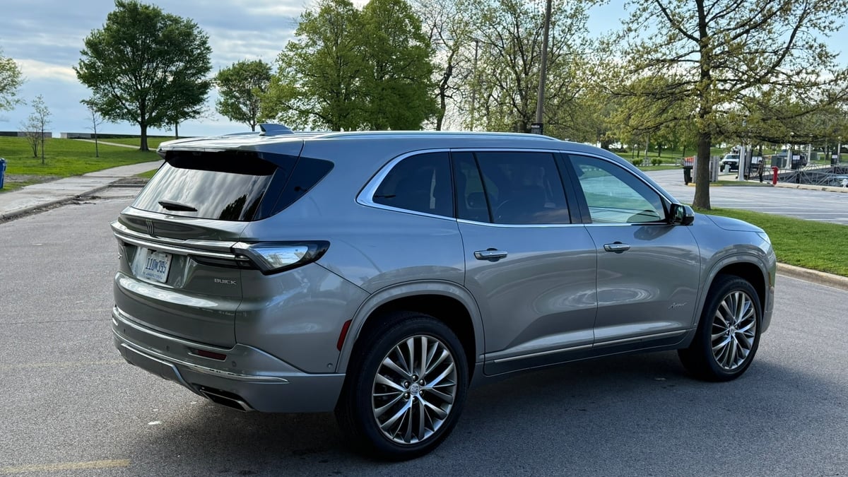 2026 Buick Enclave Avenir