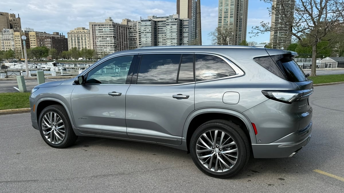 2026 Buick Enclave Avenir