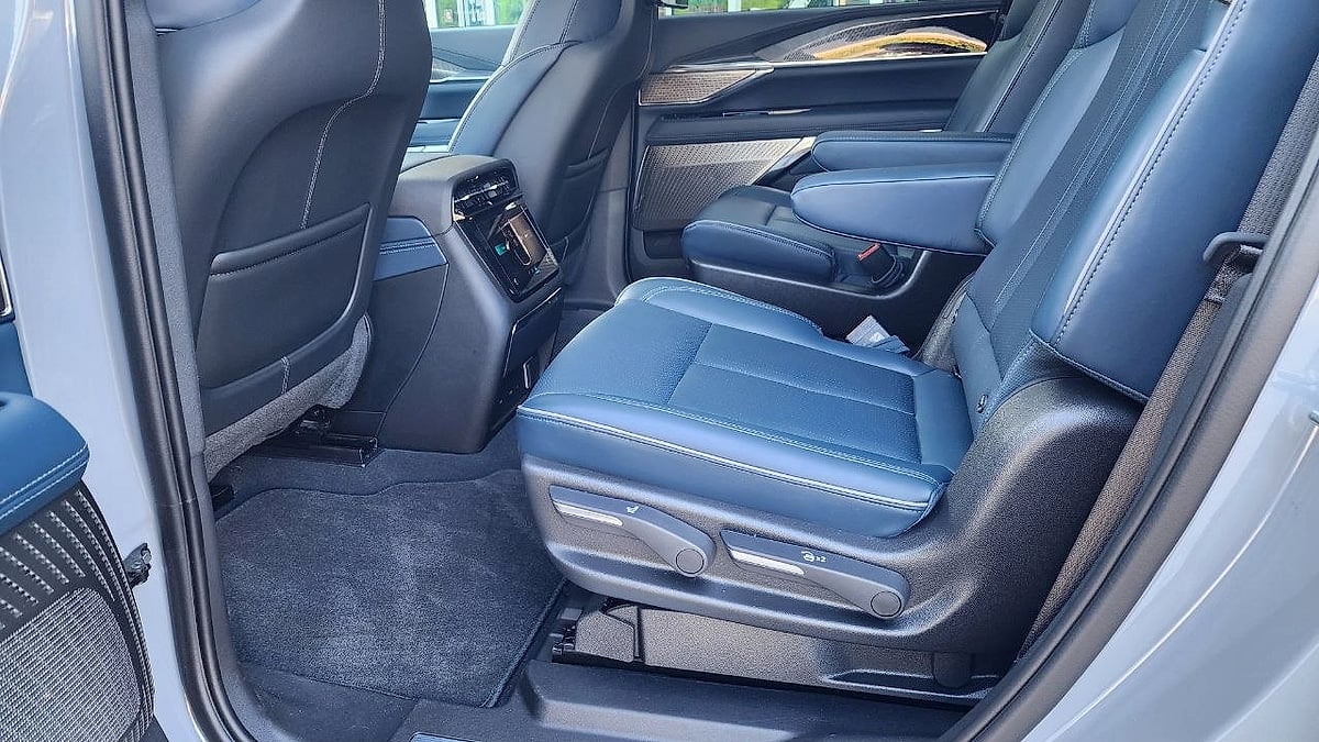 2026 Cadillac Escalade IQ's 2nd row seat
