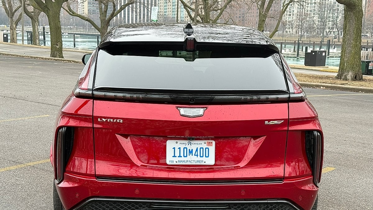 2026 Cadillac Lyriq-V