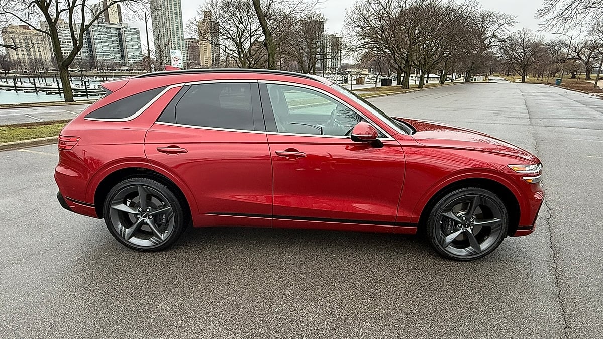 2026 Genesis GV70