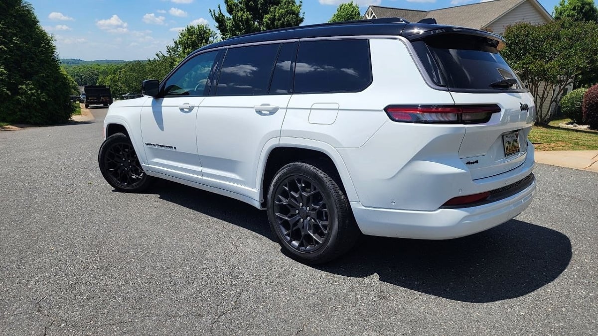 2026 Jeep Grand Cherokee L Summit Exterior