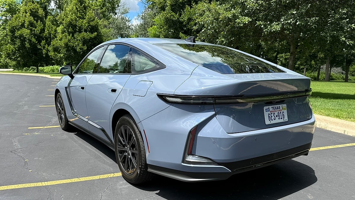 2026 Lexus ES