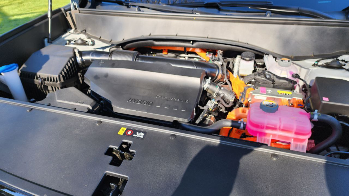 2027 Kia Telluride's turbocharged hybrid engine
