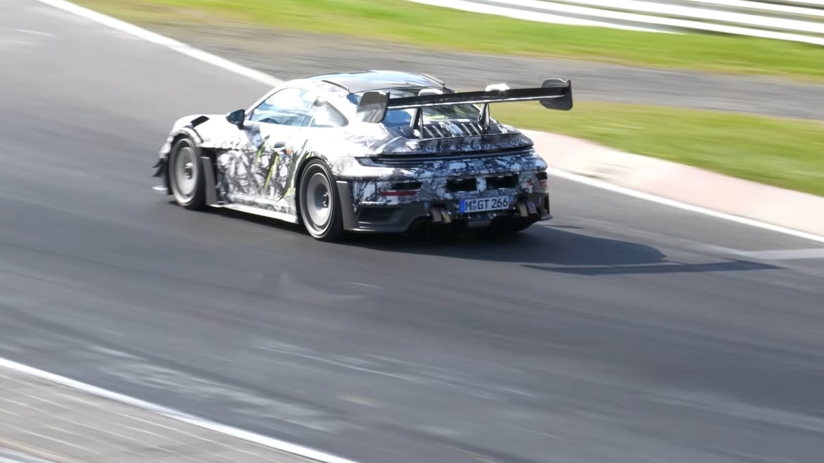 2 Porsche test prototypes hint at what the new GT2 RS will be like