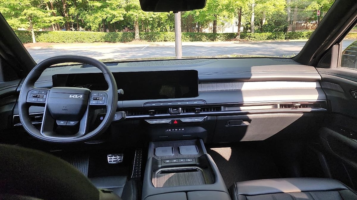 2027 Kia Telluride hybrid's front interior, glovebox and the infotainment system