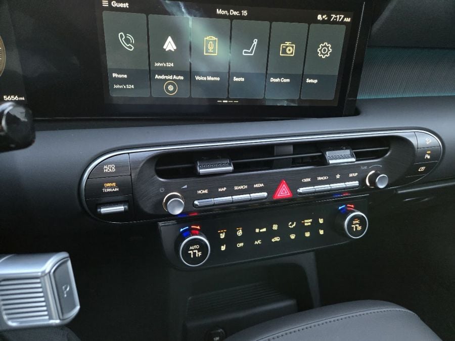 26 Hyundai Palisade interior