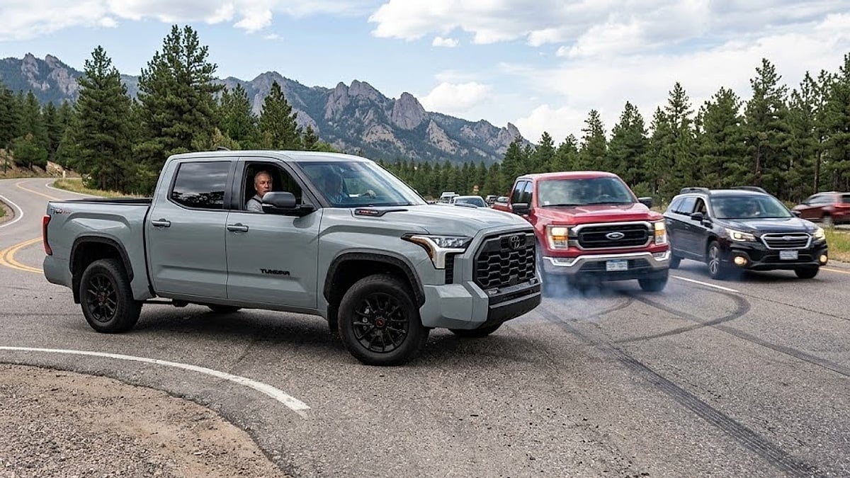 A 2025 Toyota Tundra narrowly avoids a collision with other vehicles after its driver experiences a terrifying 'dead pedal' delay
