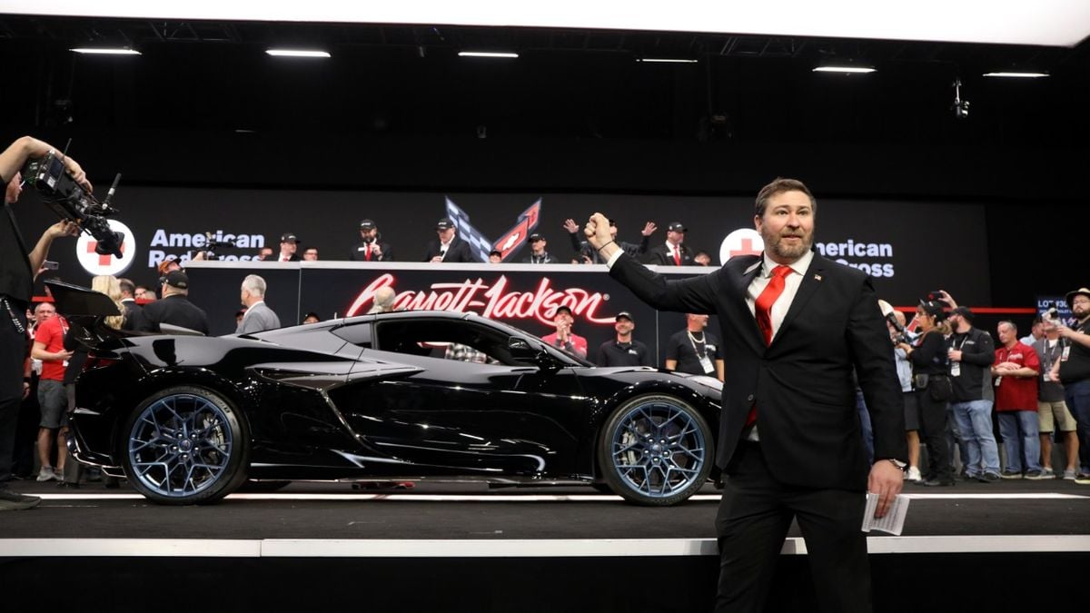 Black Corvette Zr1 C8 Corvette