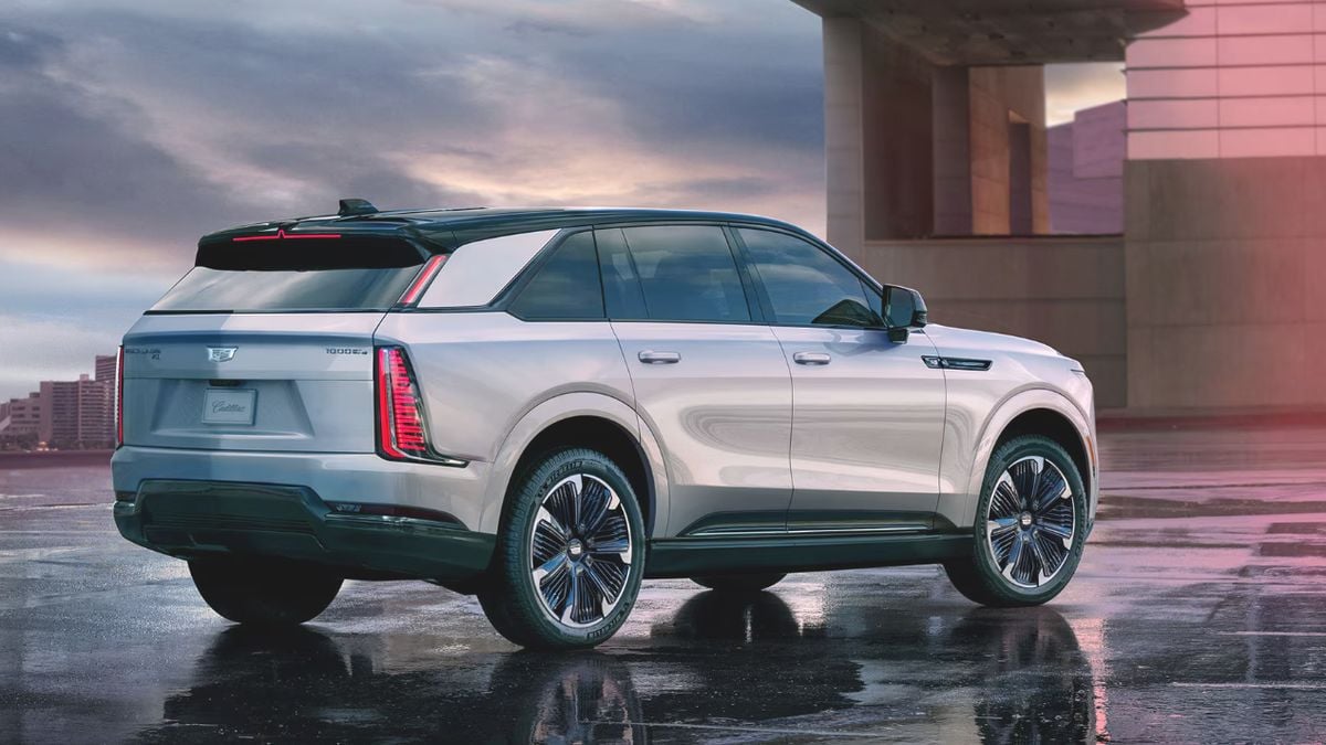 Cadillac Escalade IQ Rear Photograph