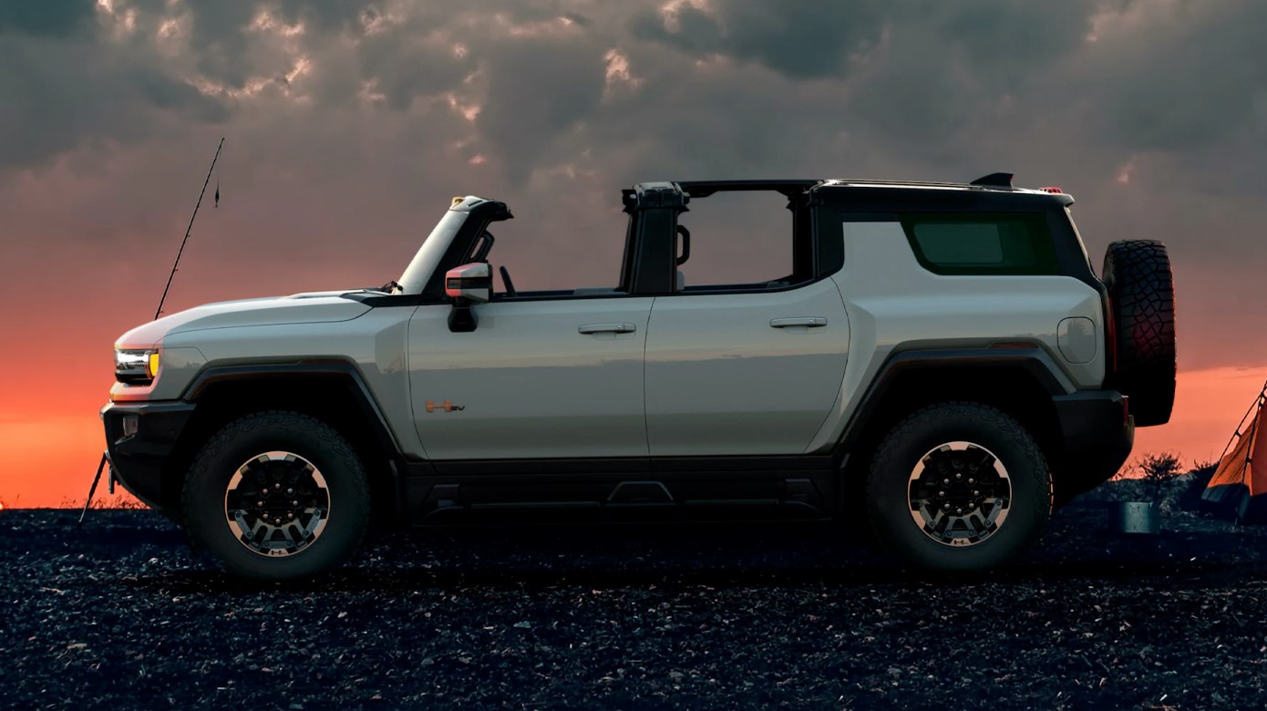 GMC Hummer EV Camping