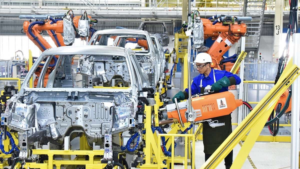 Clean looking Geely automobile production line in China