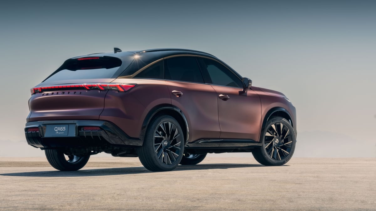 Infiniti QX65 debutes with an underwhelming VC Turbo engine, but a V-6 will reportedly be avaialble at a later point