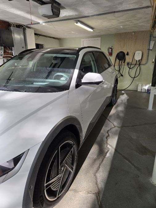 Hyundai Ioniq 5 Limited Charging on an Emporia charger